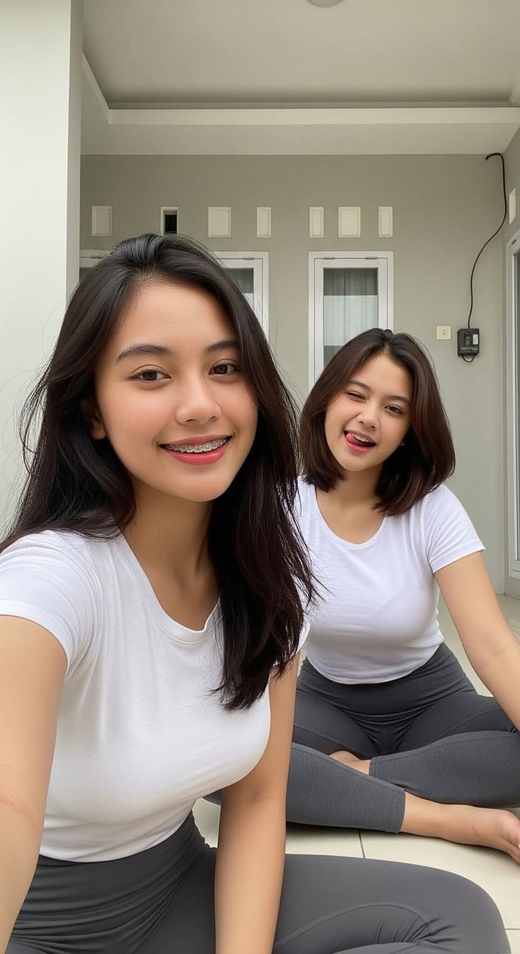 Kisah Dua Gadis SMA Baru Belajar Seks
