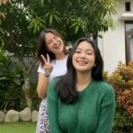 Melayani Perintah 2 Cewek Nakal